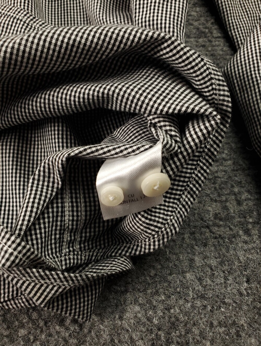 UNTUCKit Button Down Shirt XL Long Sleeve Micro Gingham Check Black White - Picture 8 of 9